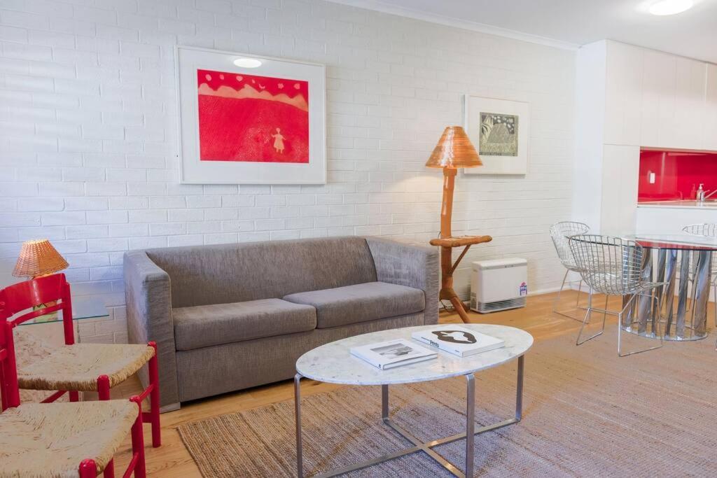Apartment Modern Boutique Cbd 2br 1st Floor Canberra